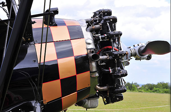 Engine on Boeing Stearman N9912H